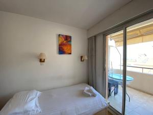 Appartements Joli 2 pieces vue mer Parking Clim 50m plage : photos des chambres