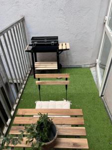 Cozy Market-Square retreat located in the heart of the 10th district