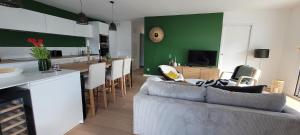 Appartements Le Domaine des Roseaux , 6P : photos des chambres