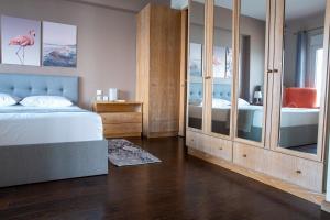 Salty Breeze Supreme Beachfront Apartment-Supreme Stay with free Parking