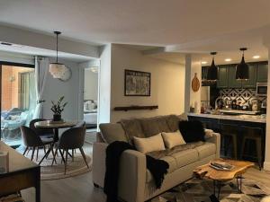 2 Bd3 Ba, Luxury Ski-in Ski Out Condo - Sleeps 10