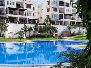 Appartement de vacances piscine et plage de Cabo Negro - El Groura