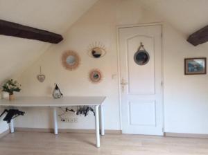 ÉTAGES PRIVÉE POUR 4 PERSONNES 2 CHAMBRES ET 1 SALE DE BAIN i