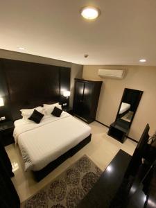 Al Taif Suites - Al Faisaliah