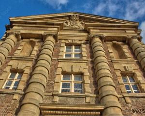 Appartements Charleville-Mezieres: belle vue Place Ducale : photos des chambres