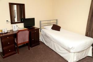 Rose and Crown Hotel