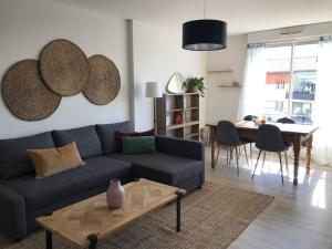 Appartements Appartement charmant et ensoleille avec terrasse - Isle sur la Sorgue : photos des chambres