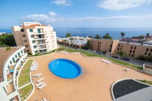 Gracy Apartment at Garajau