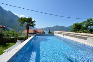 Three-Bedroom Apartment room in J & P Apartments Orahovac