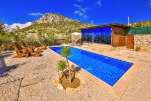 Villa Bird House - İkizce