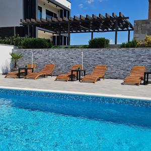 Villa Silver