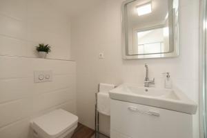 Beautiful, sea view, located in historic center.
