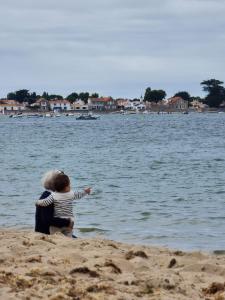 Maisons de vacances Le Grand Bel Air, Maison familiale a 15m de la plage, avec jardin au bois de la Chaize : photos des chambres