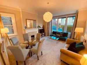 Garden Apartment, Central Harrogate with parking - Pannal