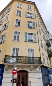 RMB - T2 au Dernier étage au coeur de Nice