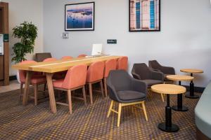 Holiday Inn Victoria - Elk Lake by IHG