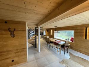 RELAX CHALET Nature Retreat - isolé sur 3 hectares - confort de LUXE - maison entière 150m2 - près de La Bresse
