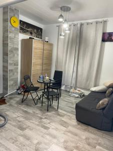 Appartements Studio Rdc refait a neuf : photos des chambres