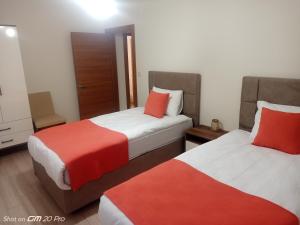 Clove Boutique House Apart