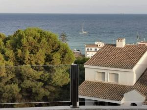 Ático-Dúplex con vistas al mar y casco antiguo en Altea