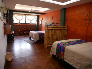 Madre Tierra Hotel & Coworking