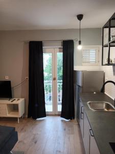 Apartments by the sea Tribunj, Vodice - 12144