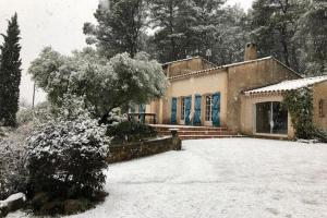 Maisons de vacances Beautiful Villa with Swimming Pool in Baderna : photos des chambres