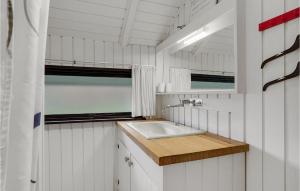 Three-Bedroom Holiday Home In Egernsund