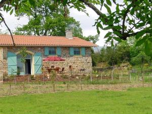 Maisons de vacances Gite Lure , 4 pieces, 6 personnes - FR-1-496-105 : Maison de Vacances (6 Adultes)
