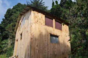 Cabaña El Descanso #1, Macho Mora Mountain Lodge