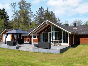 8 person holiday home in Hadsund-By Traum