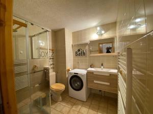 Appartements Appartement pour 4 pers. terrasse, proche centre et pistes, parking garage - FR-1-733-60 : photos des chambres