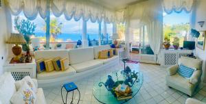 Scala Fenicia 14 by CapriRooms