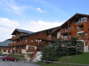 Appartement cosy 1 chambre, 4 pers, centre station, 100m des pistes, balcon, bien équipé - FR-1-733-107