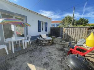 Maisons de vacances Maison L'Epine, 2 pieces, 2 personnes - FR-1-224B-190 : photos des chambres
