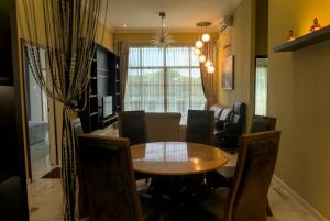 The Leaf Homestay