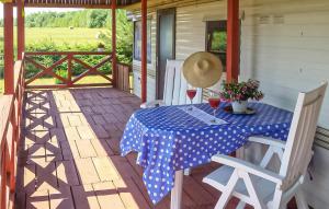 Beautiful Stacaravan In Smoldzino