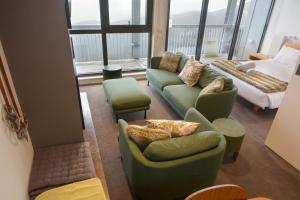 Alto Villa 403 AMS Mt Buller