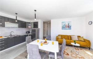 Awesome Apartment In Kastel Kambelovac