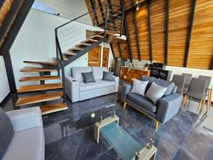 Wind Houses, Casas de Viento