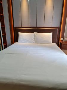 Apartemen transpark cibubur by parvez