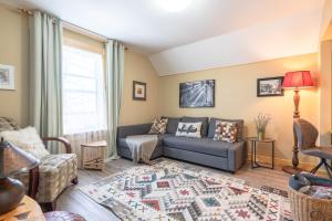 Craftsmans Loft - Heritage charm - AC - 5 min DT
