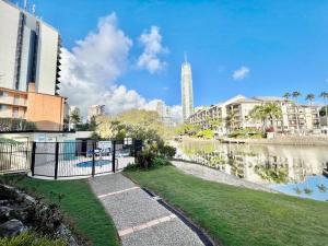 50 K Resort Surfers Paradise