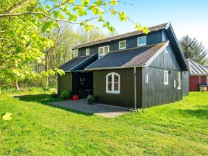 6 person holiday home in Hovborg-By Traum
