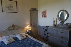 B&B / Chambres d'hotes Les Deux Tours : photos des chambres