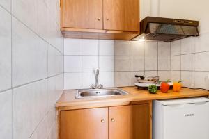 Nikiana Club - Studio 10