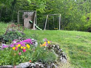 Maisons de vacances L'Ermitage de Meyriat : photos des chambres