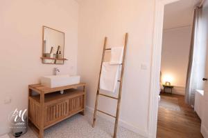 Appartements Le petit Balzac T2 - Hypercentre Angouleme : photos des chambres