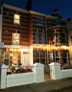Devon House Guest House