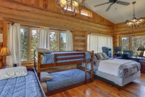 Lead Vacation Rental 16 Mi to Terry Peak Ski Area!